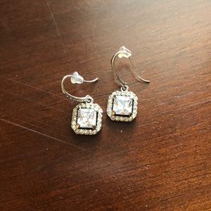 Stella & Dot drop earrings